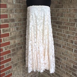 Karen Kane Ivory Skirt